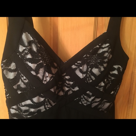 Evening dress - Picture 4 of 6